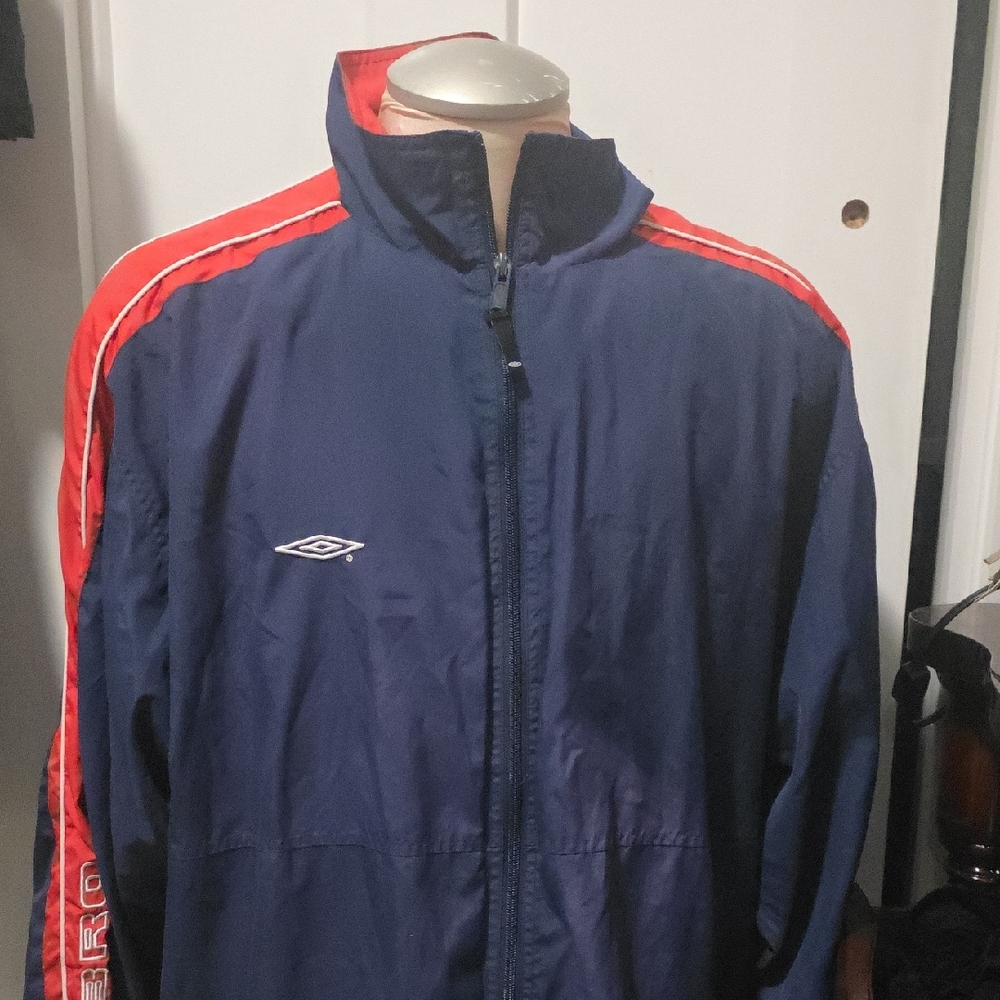 Umbro Men's Blue and Red Windbreaker